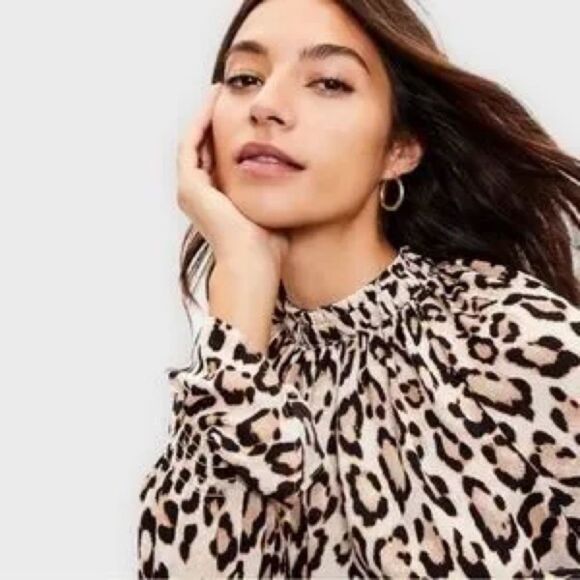 Leopard Print Bell Cuff Blouse Size S - Picture 2 of 6